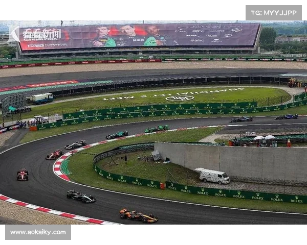燃擎申城:2025F1 中国大奖赛落幕 创新与争议交织成年度焦点 燃擎申城:2025F1 中国大奖赛落幕 创新与争议交织成年度焦点